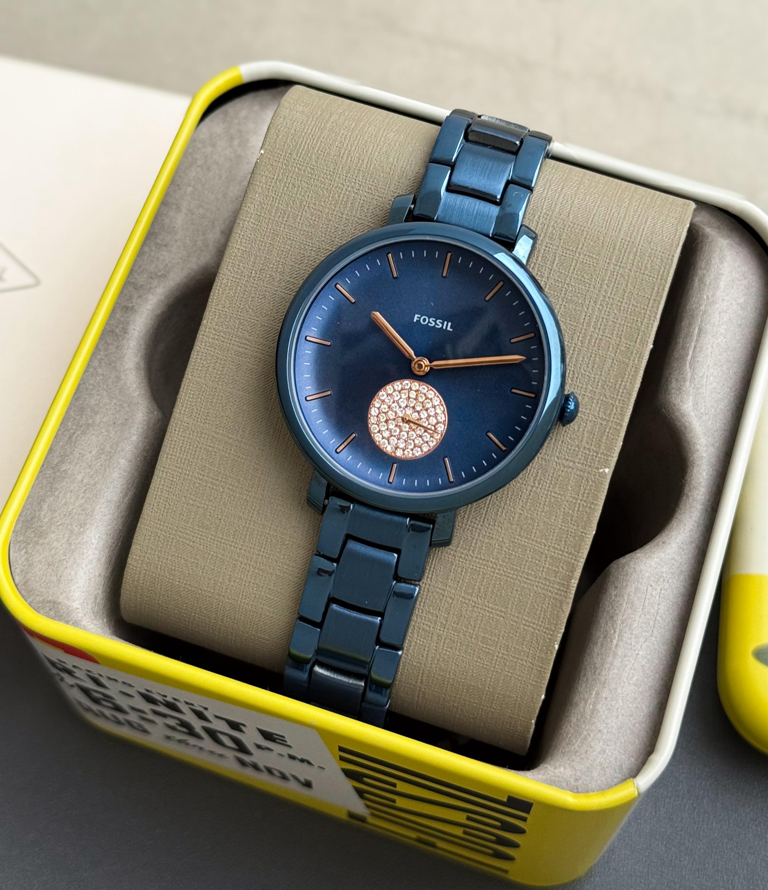 Fossil Women’s Watch in Chain